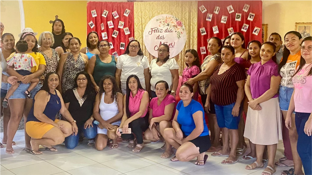 COMEMORAÇÃO DO DIA DAS MÃES NA ASSOCIAÇÃO COMUNITÁRIA DE SÍTIOS NOVOS.